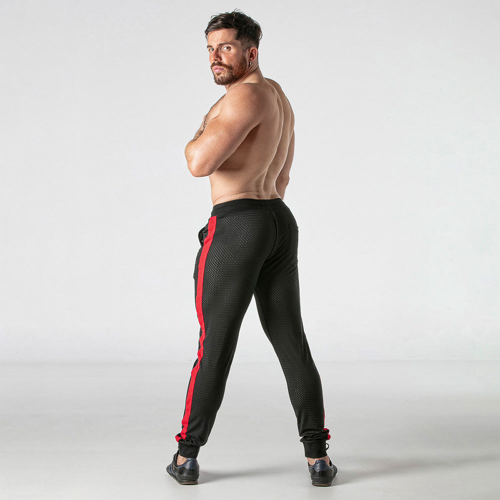 LOOK AT JOGGER